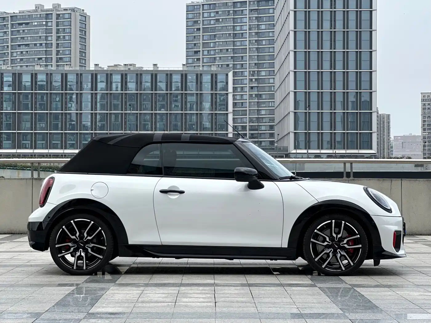 MINI JCW