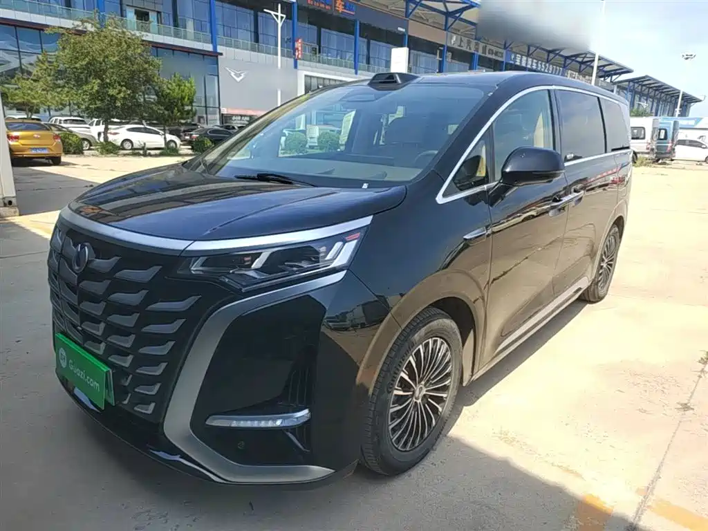 Denza D9 2025 DM-i Smart Drive Edition 1020 AWD Prestige