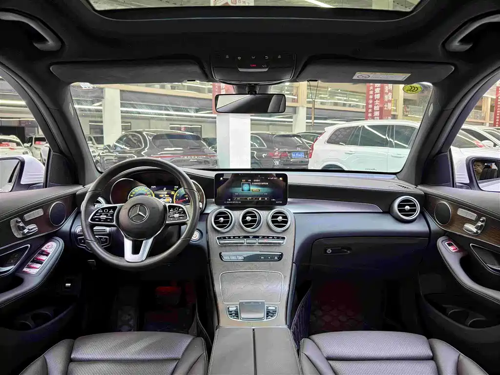 Mercedes-Benz GLC 2022 Facelift II GLC 260 L 4MATIC Luxury фото 15