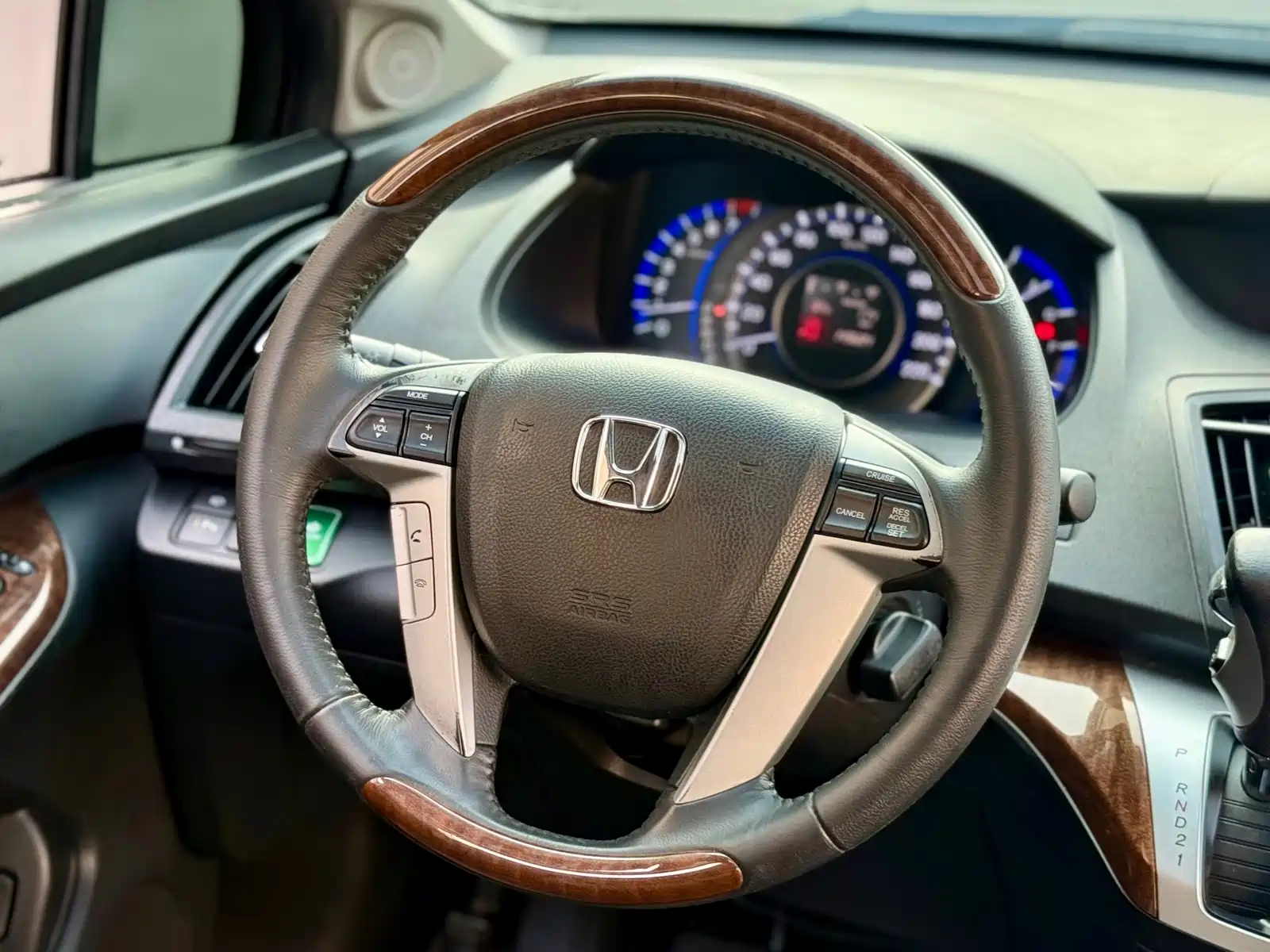 Photo 20 - Honda Odyssey