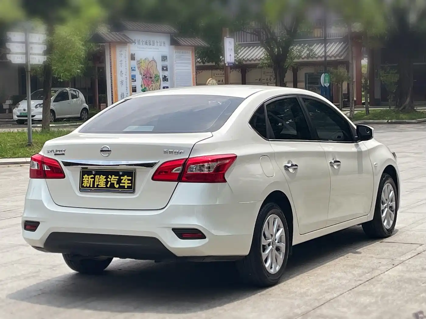 Nissan SYLPHY, миниатюра 4