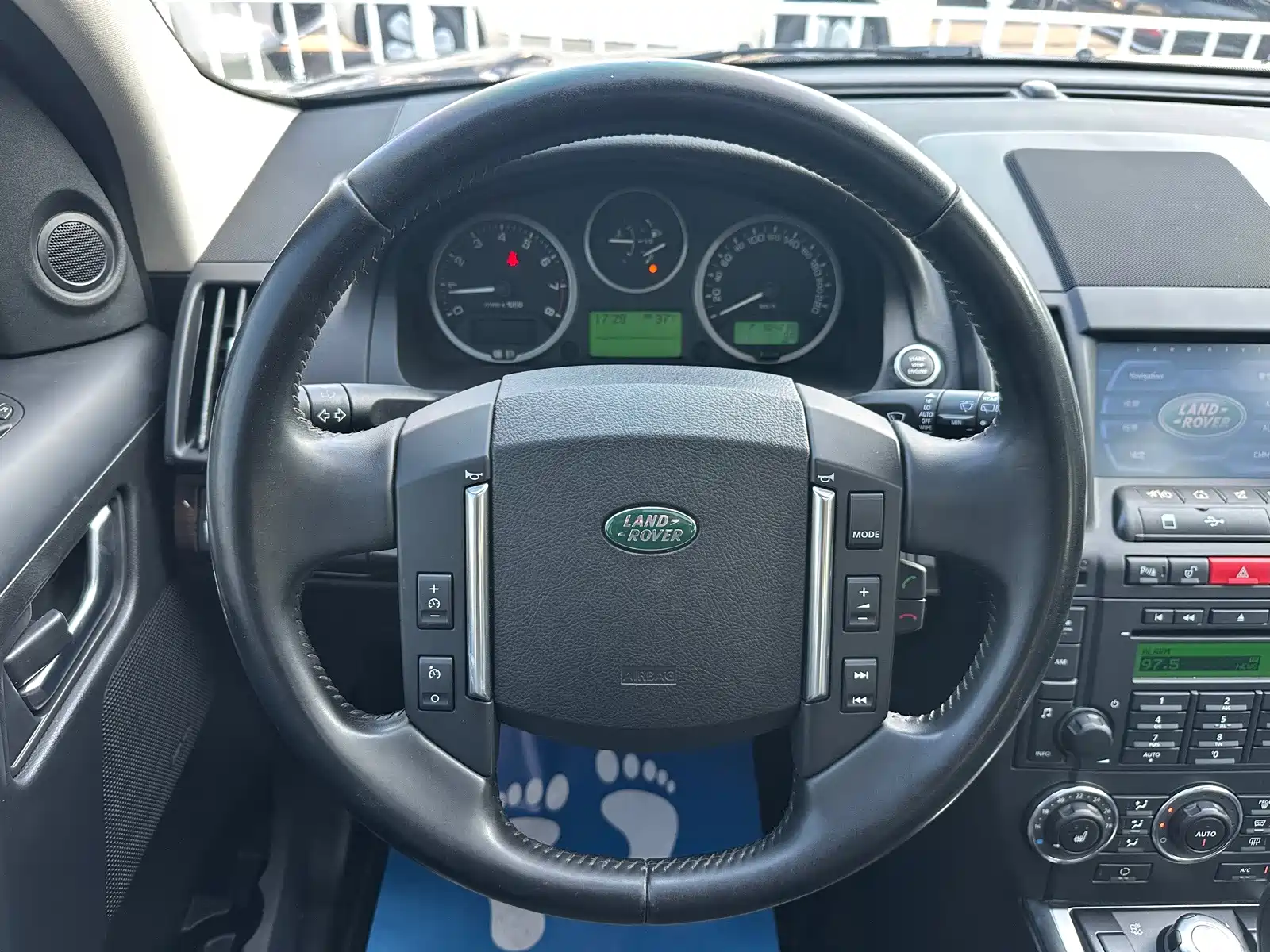 Фото 11 - Land Rover Freelander 2