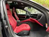 Photo 11 - Porsche Panamera