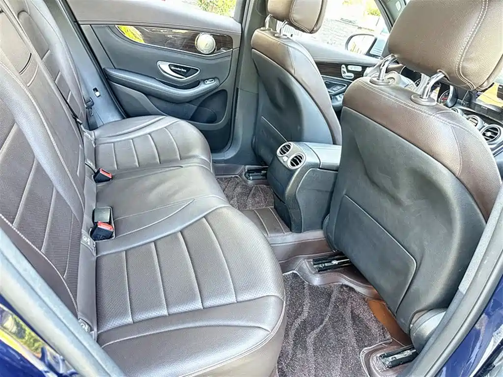 Mercedes-Benz GLC 2016 GLC 260 4MATIC Luxury фото 12