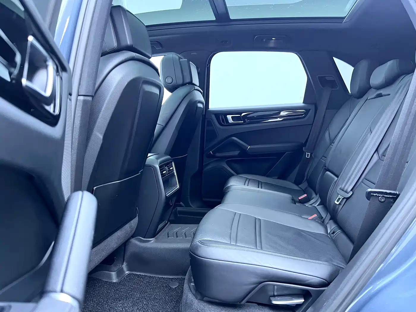 PORSCHE CAYENNE NEW ENERGY