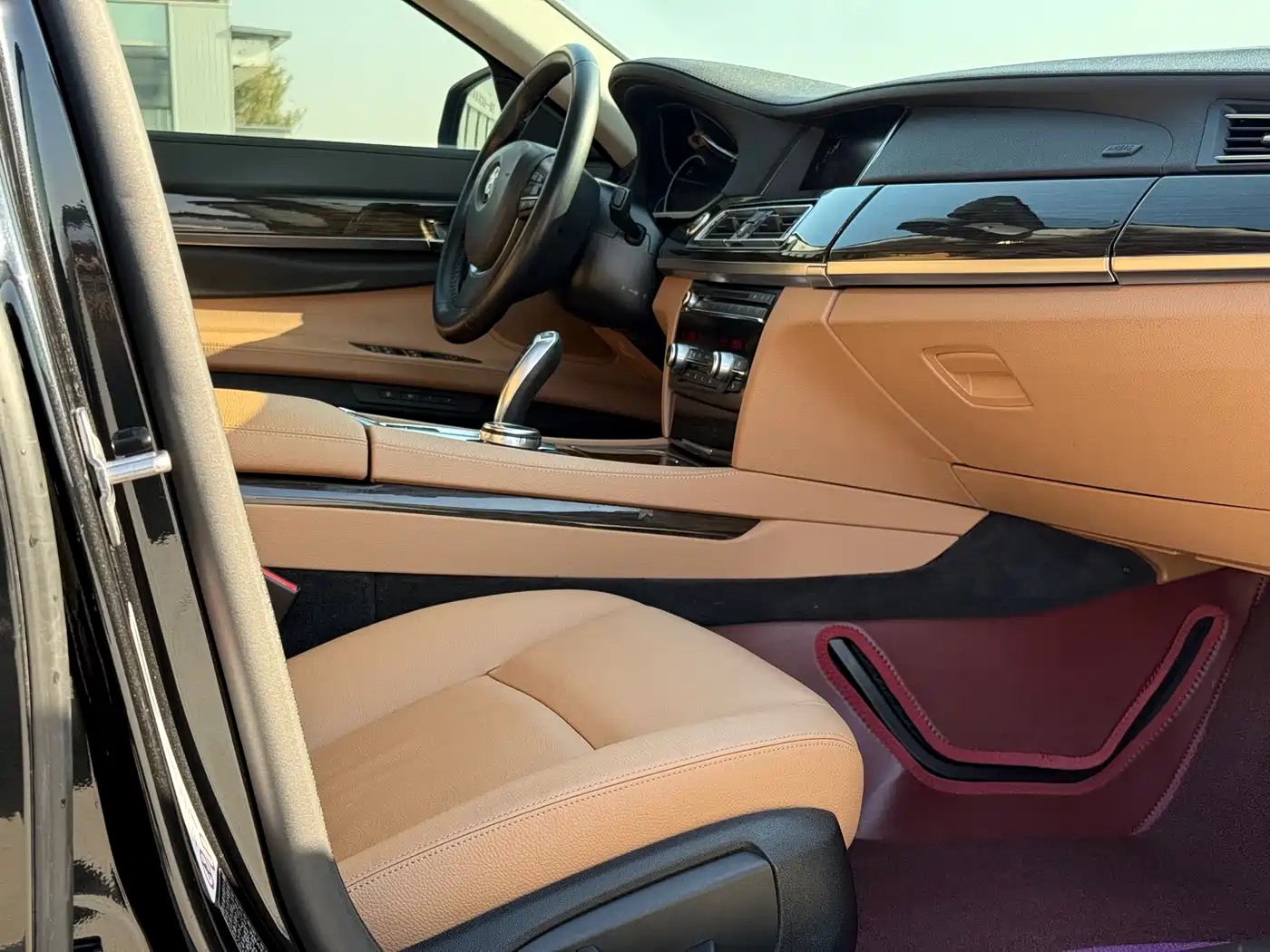 BMW 7 Series 2014 730Li Premium фото 43