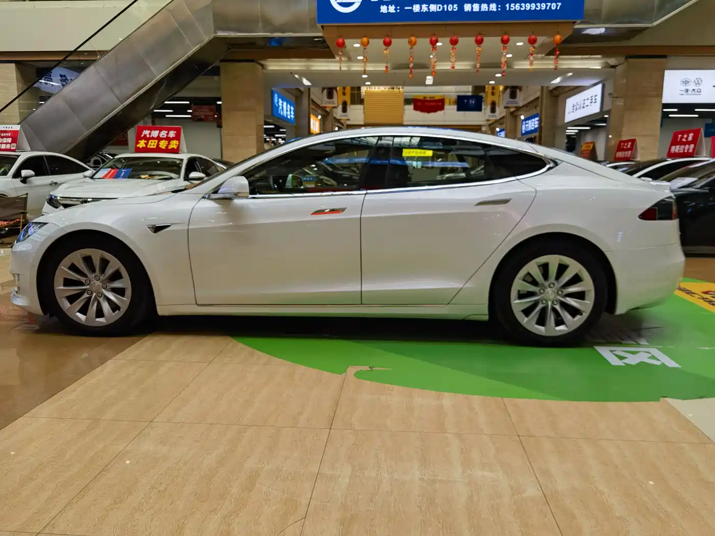 TESLA MODEL S