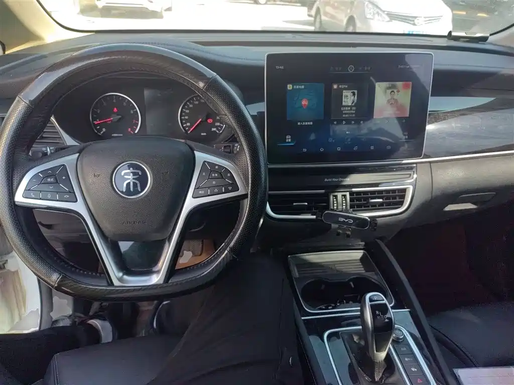 BYD Song MAX 2019 1.5T Auto Smart Connect Dynamic 7-seater China VI фото 7