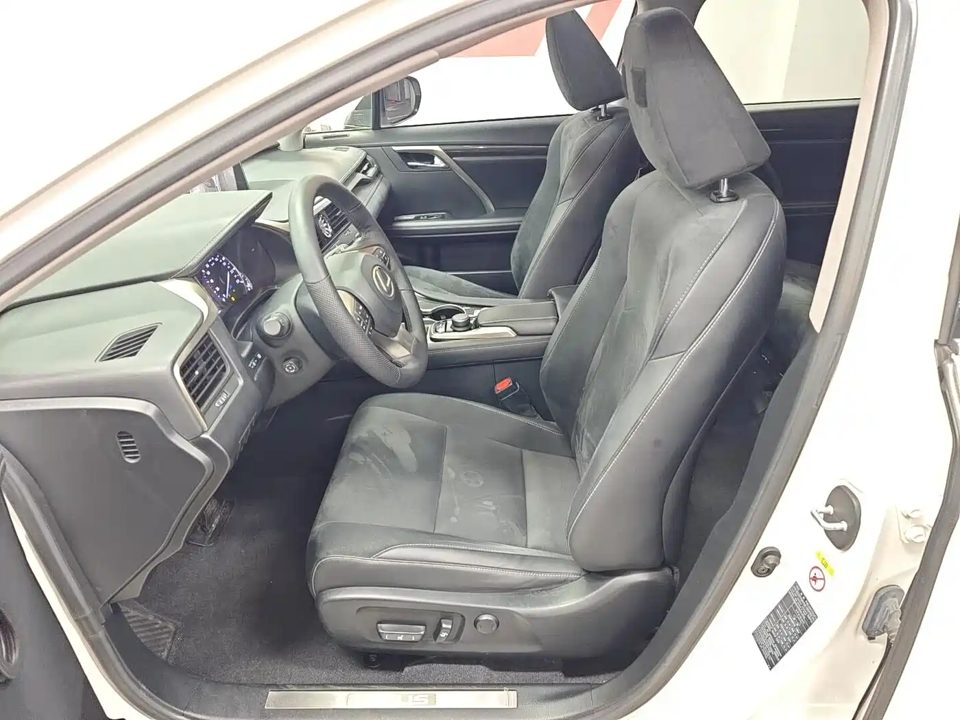 Lexus RX 2017 2016 300 2WD Elite Edition (China V)