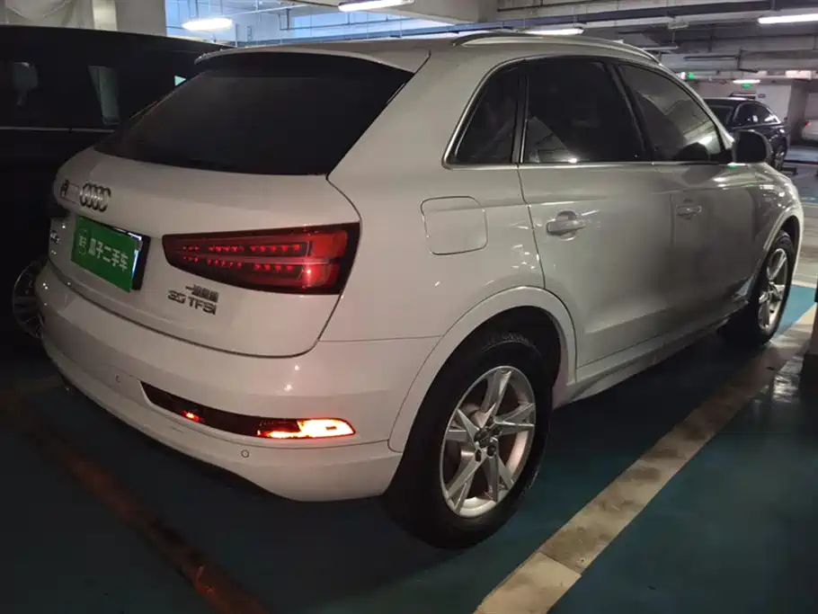 Audi Q3 2016 30 TFSI Fashion фото 3