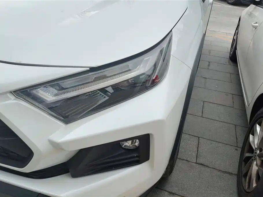 TOYOTA RAV4 RONGFANG