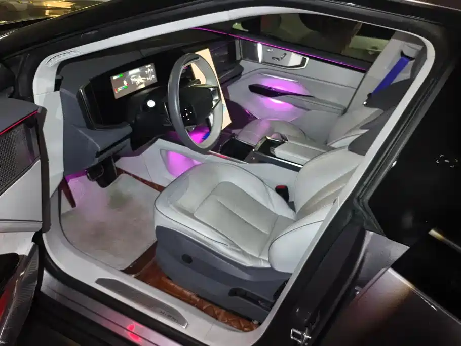 HiPhi Y 2023 2023 560km Elite Edition