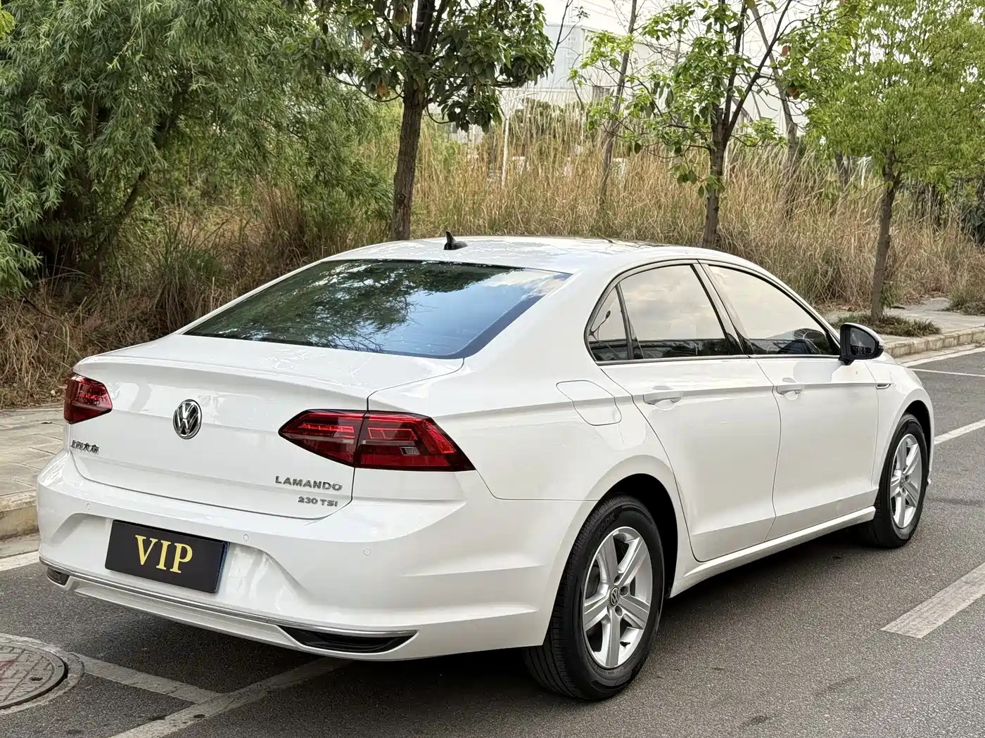 Volkswagen Lamando 2021 230TSI DSG Fashion Edition фото 4