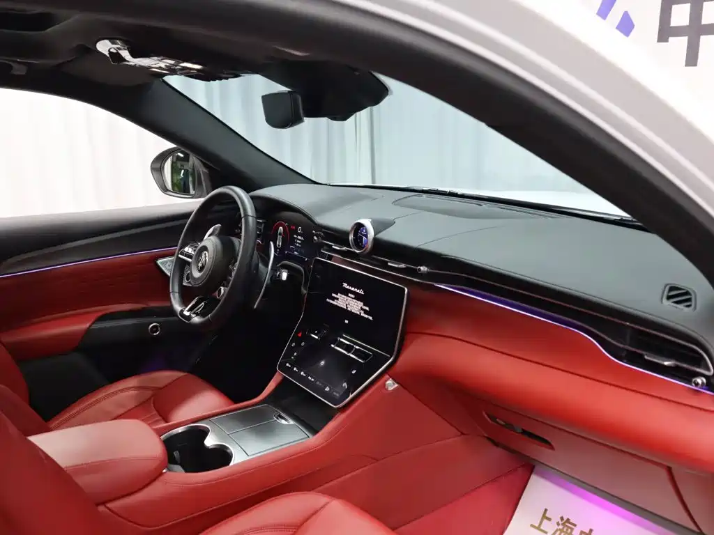 Maserati Grecale 2024 2023 2.0T GT