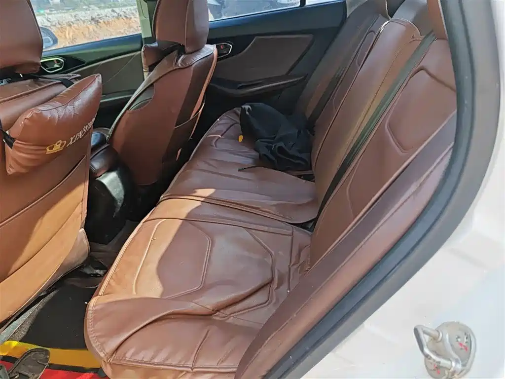 Soueast A5 Wing Dance 2019 2019 1.5L Manual Premium Edition China V