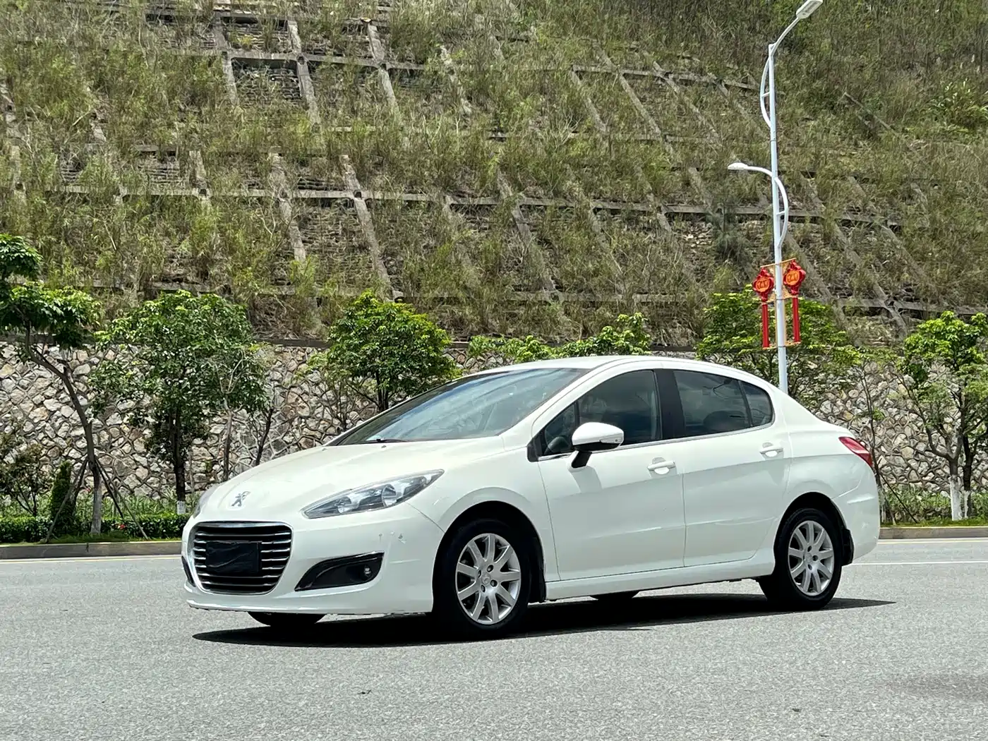 Peugeot 308 2013 Model 1.6L Automatic Trend Style