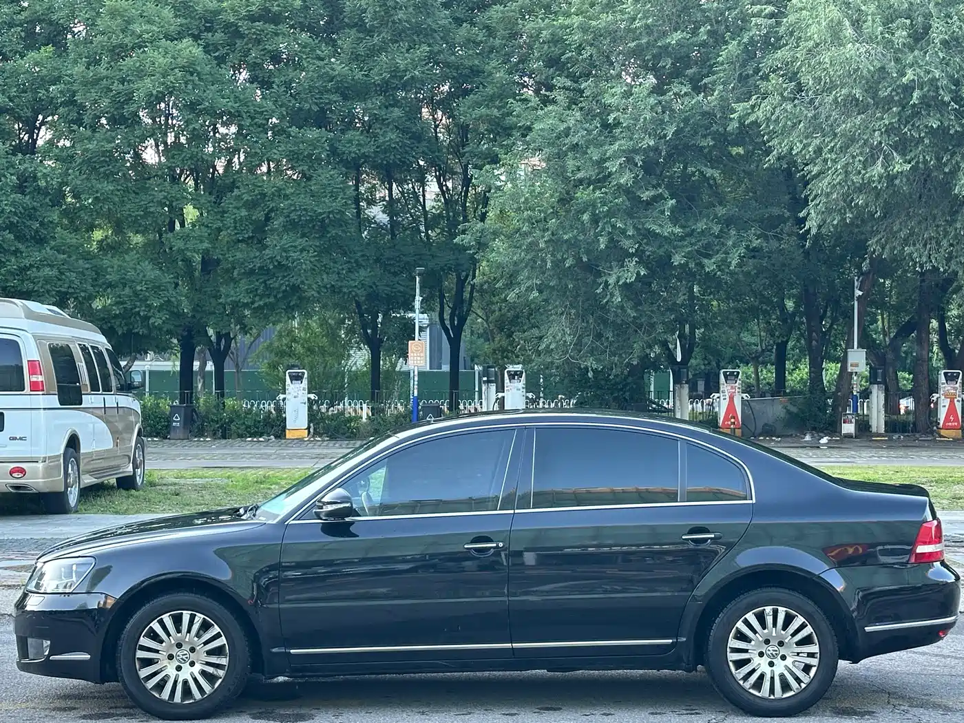 Volkswagen Passat 2010 2011 3.0L V6 DSG Flagship Premium