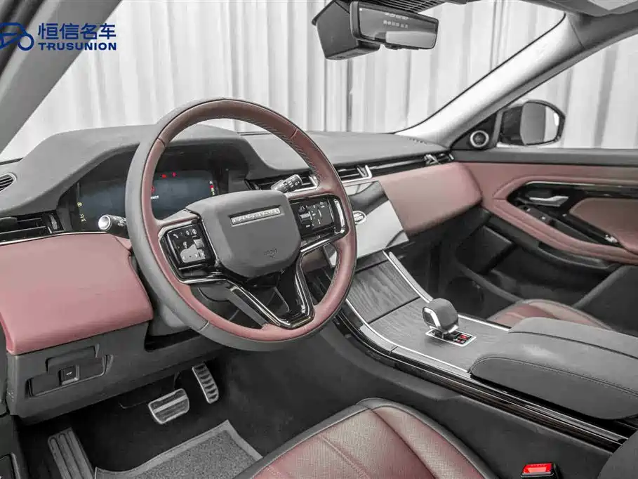 Land Rover Range Rover Evoque 2024 Range Rover Evoque L 249PS Light Master Edition фото 12