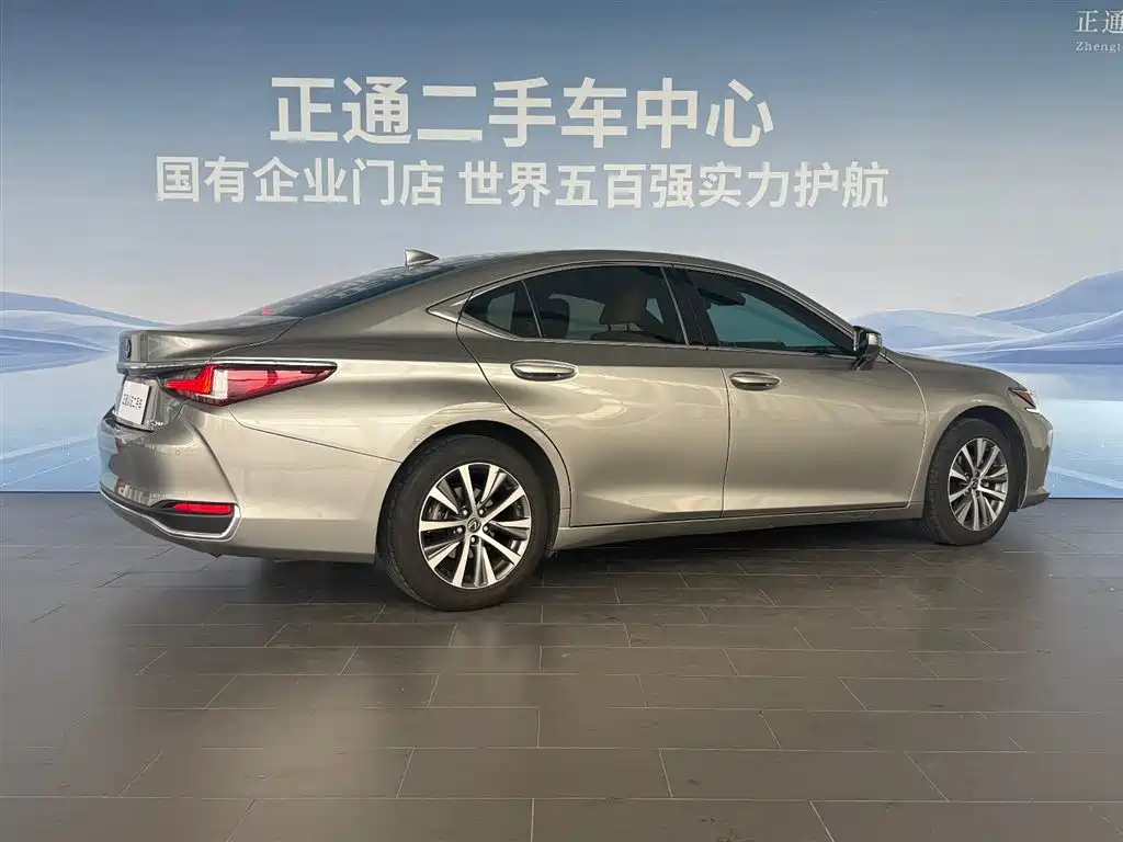 Lexus ES 2020 200 Excellence фото 5