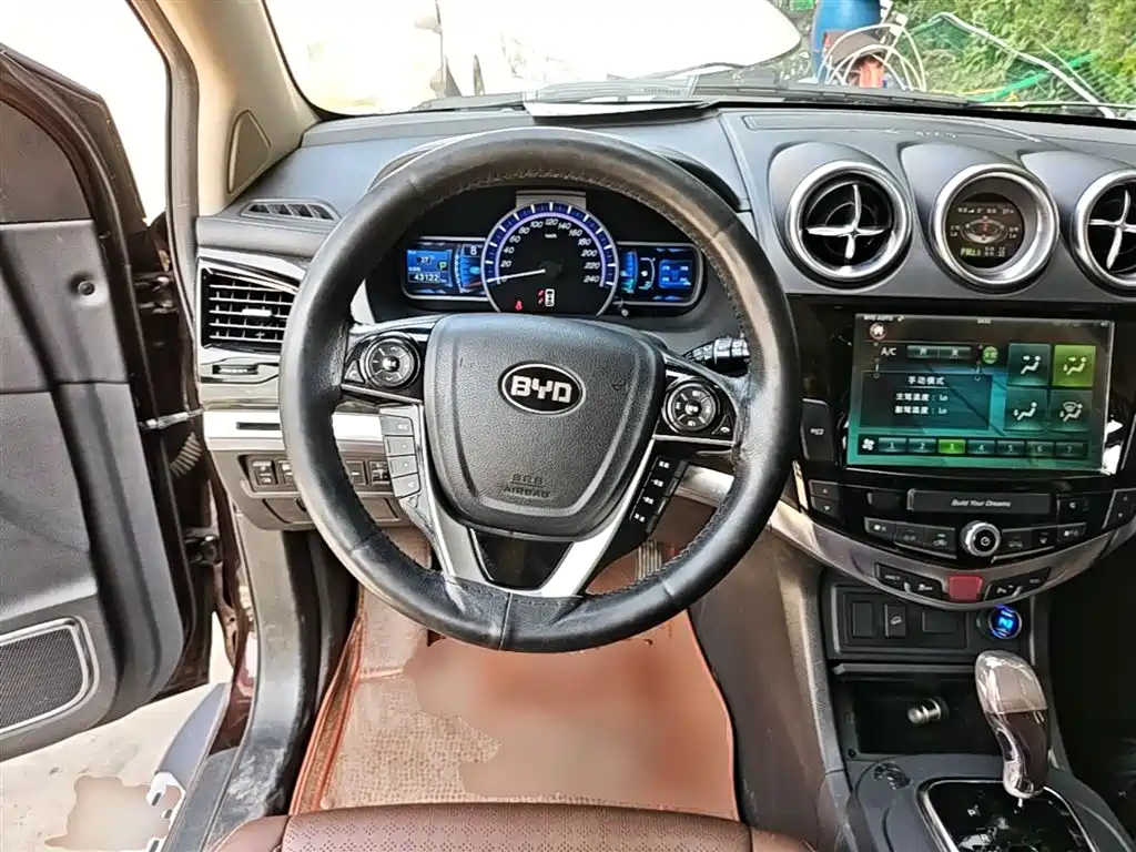 BYD S7 2016 2.0T Auto Premium Plus фото 11