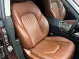 Photo 7 - Maserati Levante