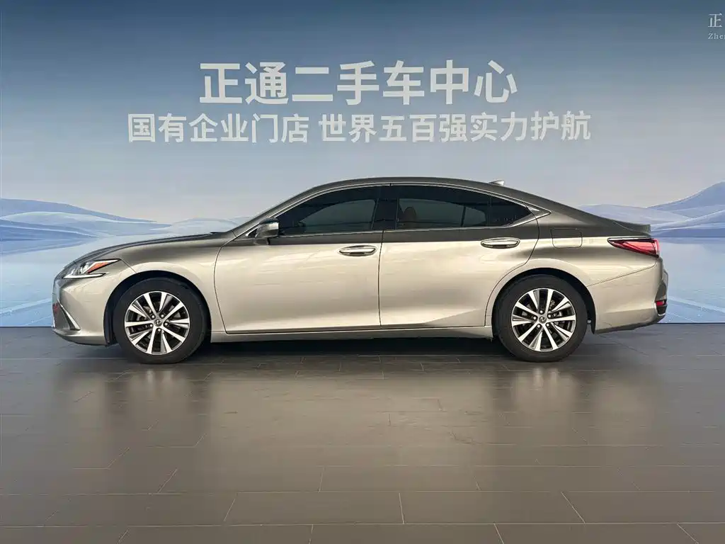 Lexus ES 2020 200 Excellence фото 2