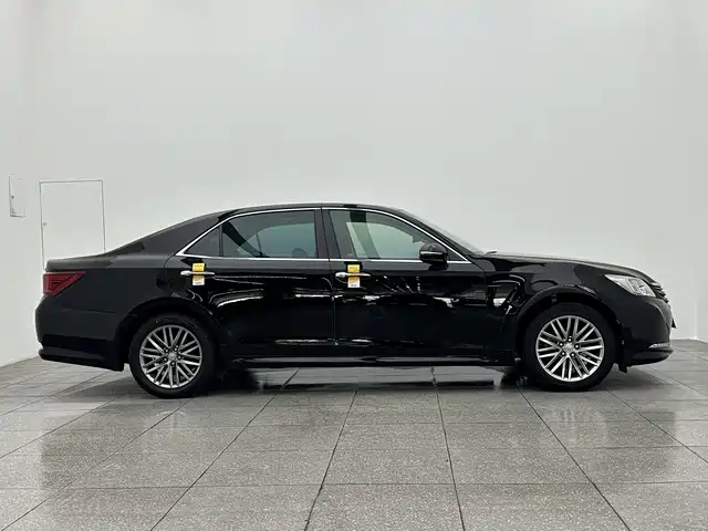 Toyota Crown 2015 2.5L Elite Version фото 7