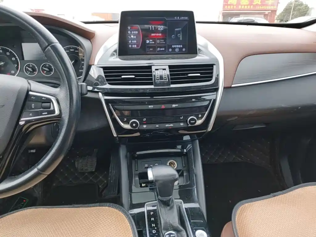 صورة 13 - Borgward BX5