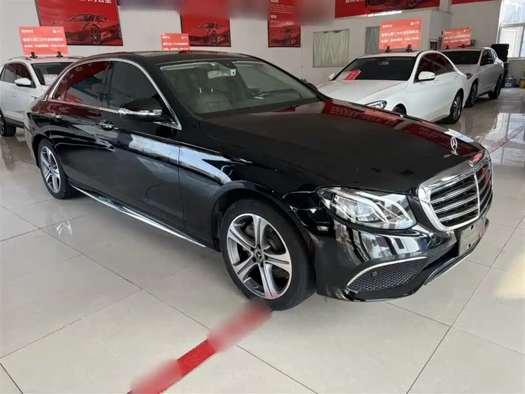 Mercedes-Benz E-Class 2020 Model E 260 L Sport фото 4