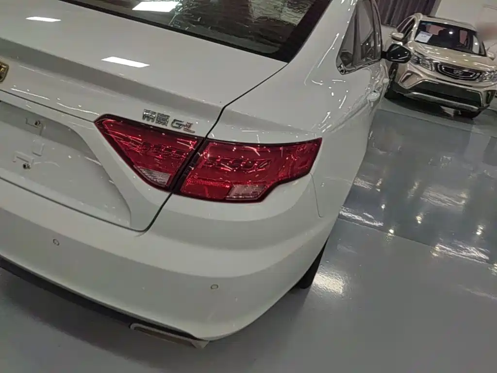 Geely Emgrand GL 2017 2017 1.3T Manual Elite