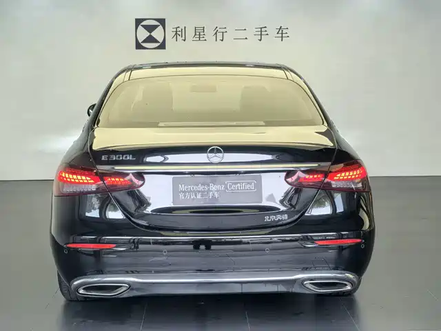 Mercedes-Benz E-Class 2022 E 300 L Fashion — фото 5