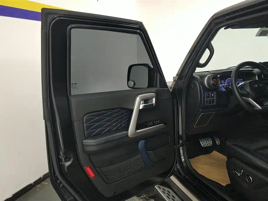 BAIC ORV Beijing Offroad BJ40 2024 2.0D Blade Hero Glory Edition фото 7