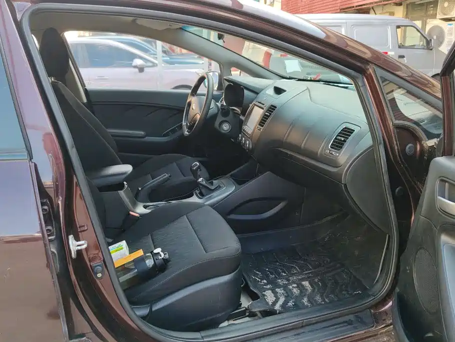 Kia K3S 2015 2014 1.6L Manual GL
