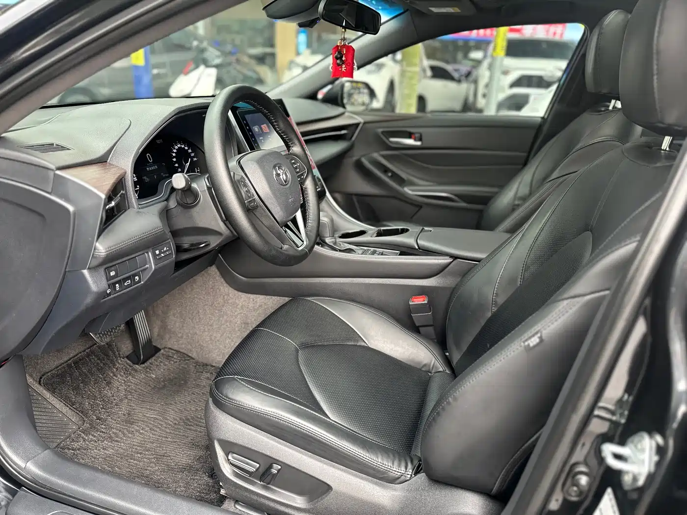 Toyota Avalon 2022 2.5L Progressive Edition фото 5