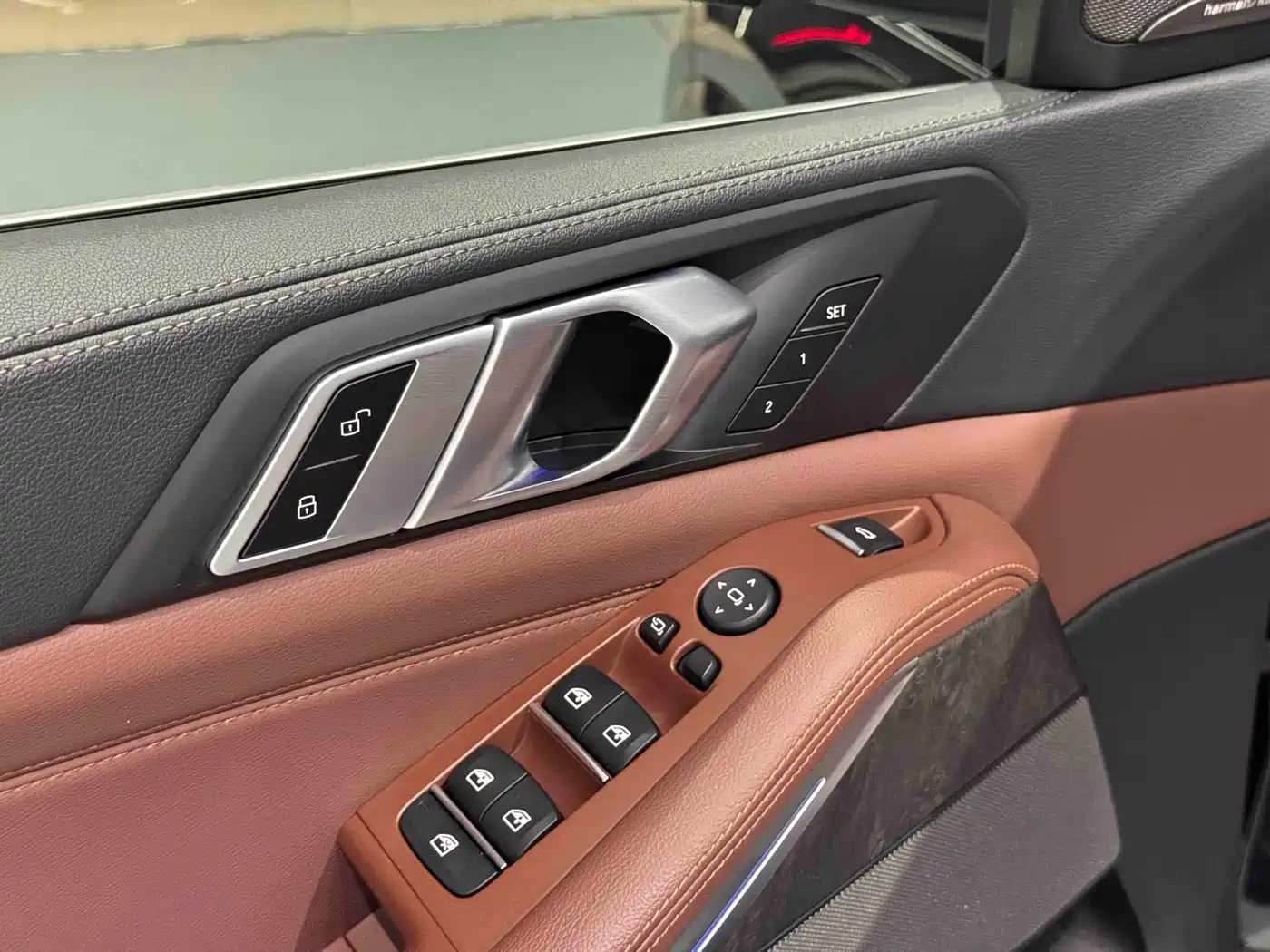 BMW X5 (Import) 2019 xDrive40i M Sport Package фото 6