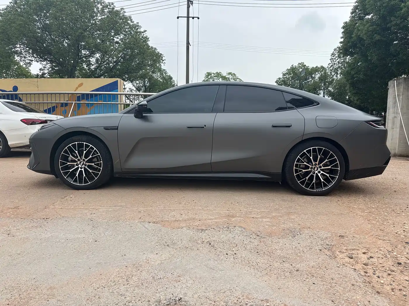 Geely Galaxy Galaxy E8 2024 2024 Model 550km RWD Soaring Dragon Edition