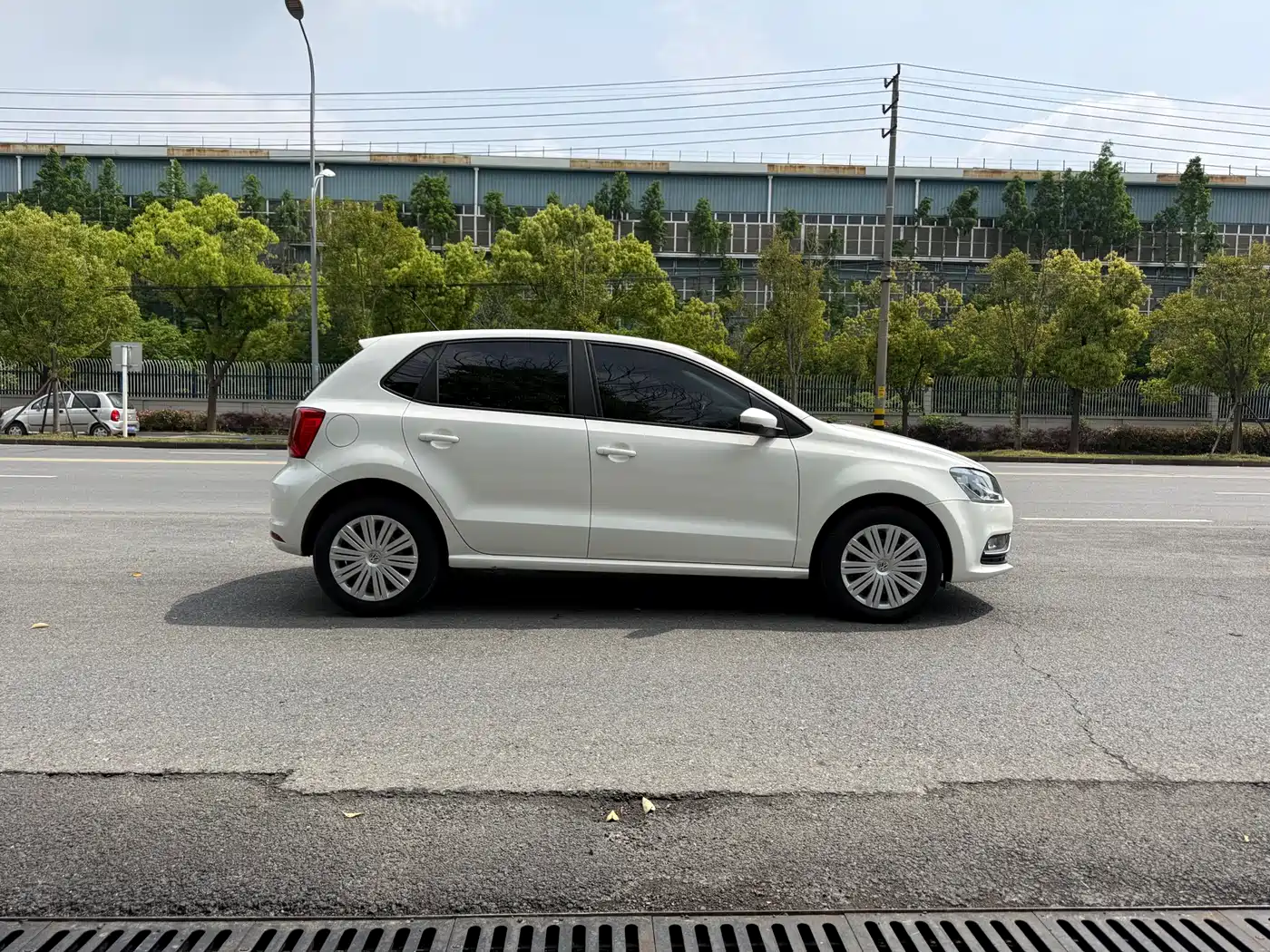 Volkswagen Polo 2016 1.6L Automatic Comfort фото 4
