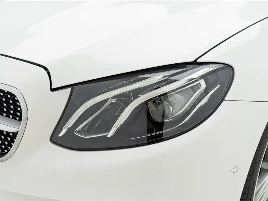 Mercedes-Benz E-Class (Import) 2020 E 260 4MATIC Coupe фото 10
