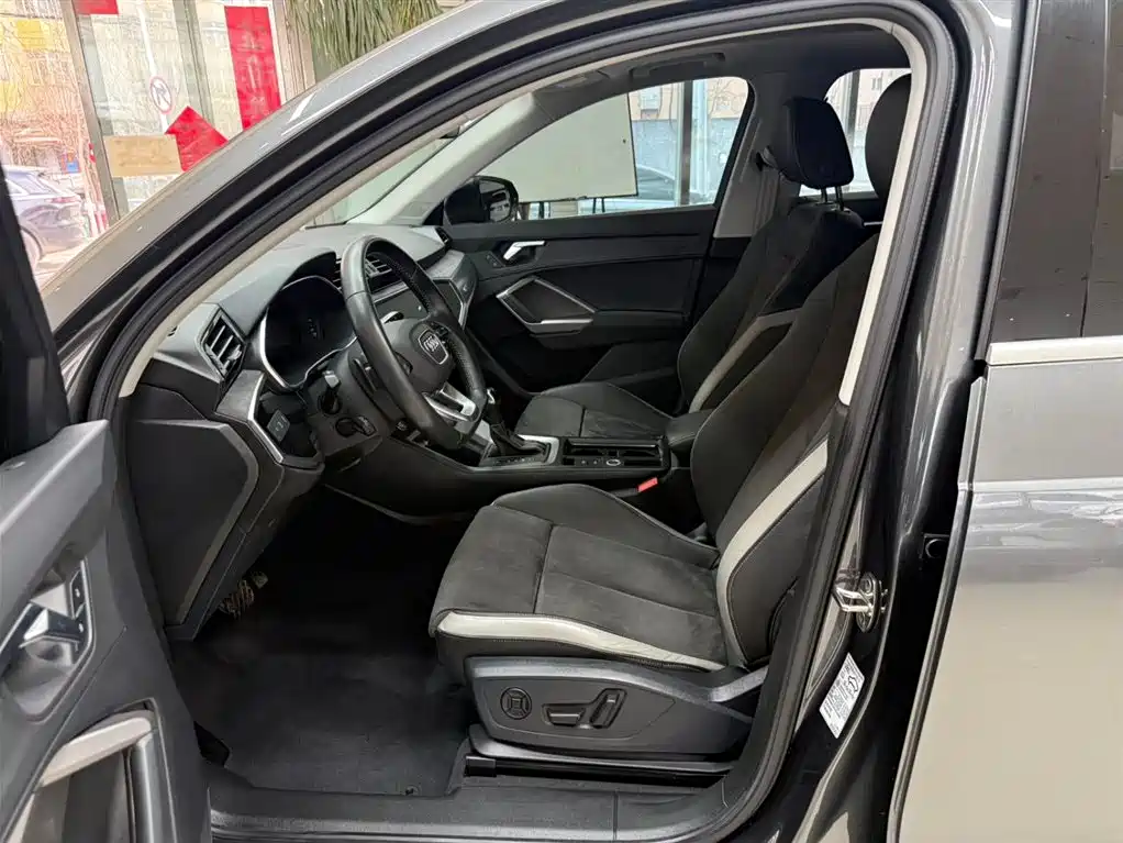 Audi Q3 2022 35 TFSI Fashion Dynamic фото 16