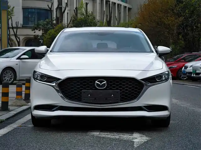MAZDA 3 ANGKESAILA