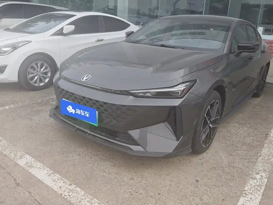 2024 Changan UNI-V iDD