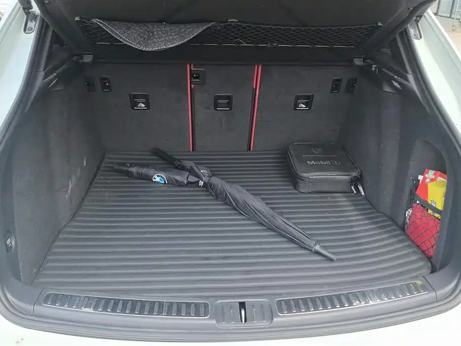 Porsche Macan 2018 Macan 2.0T фото 4