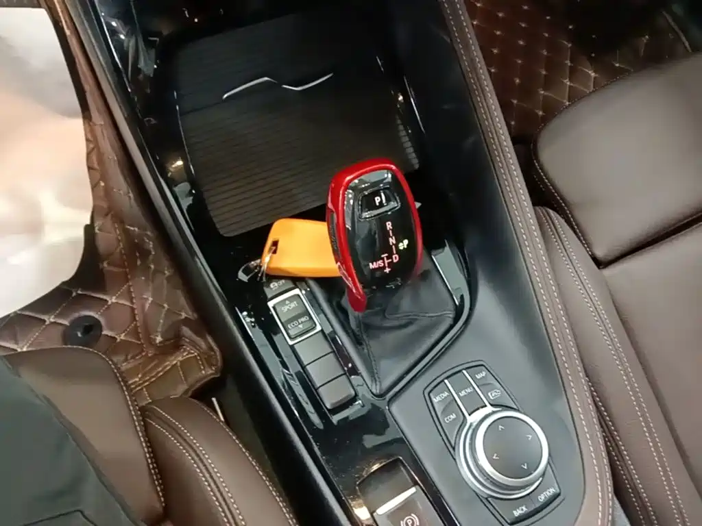 Photo 14 - BMW X2