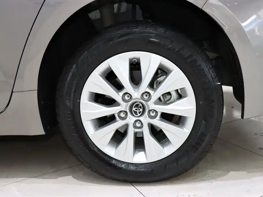 Toyota Corolla 2021 1.2T S-CVT Pioneer PLUS Edition фото 19