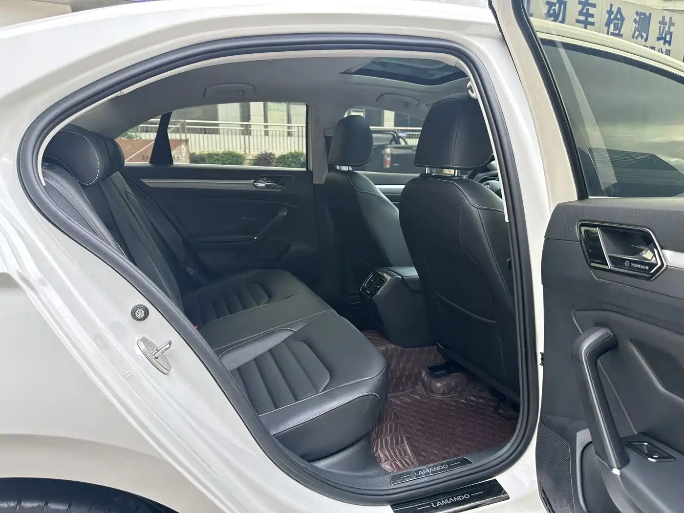 Volkswagen Lamando 2021 280TSI DSG Comfort Edition фото 12