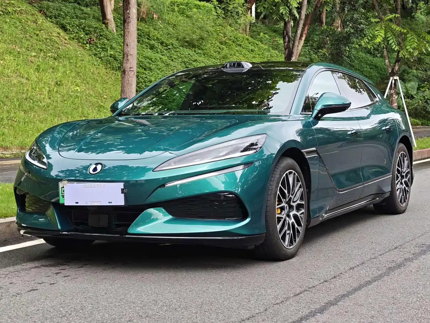 Denza Z9GT 2026 2026 Model Flash Charge Honor Edition
