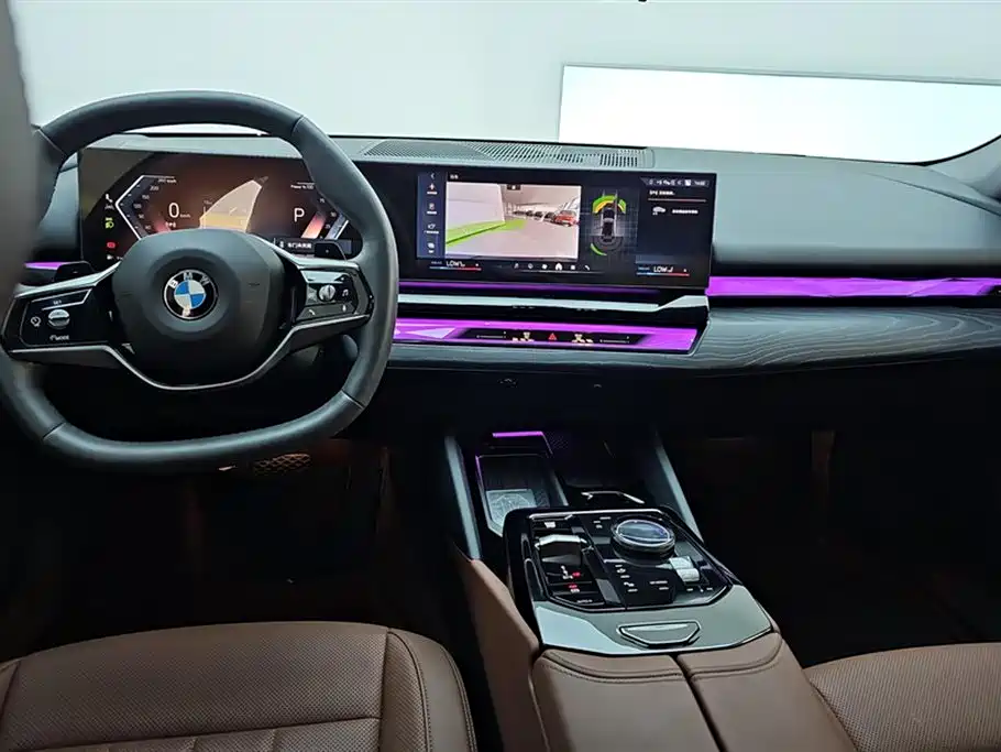 BMW 5 Series 2025 525Li Luxury Package фото 12
