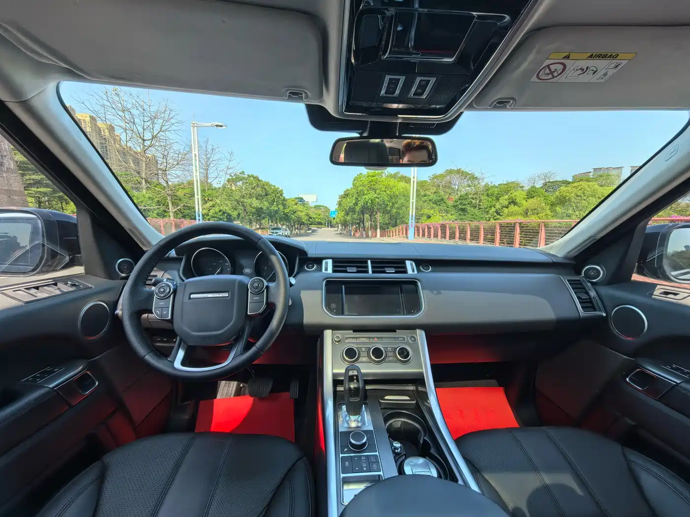 Land Rover Range Rover Sport 2016 Model 3.0 SC V6 SE фото 6