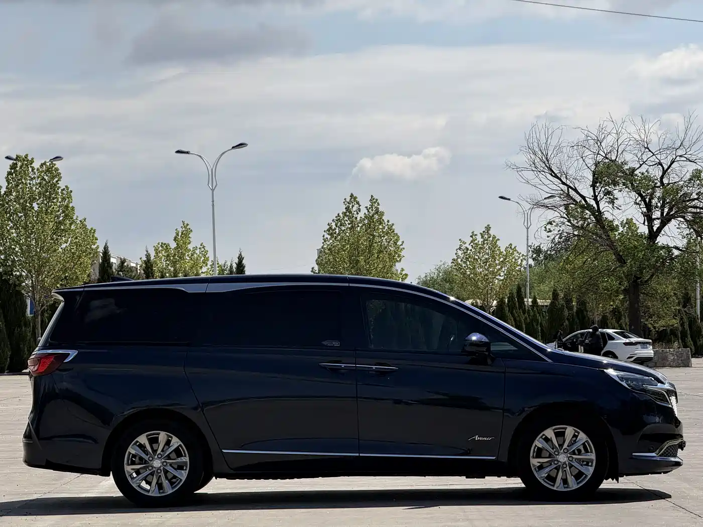 Buick GL8 2022 Avenir 4-Seater Prestige Edition фото 8
