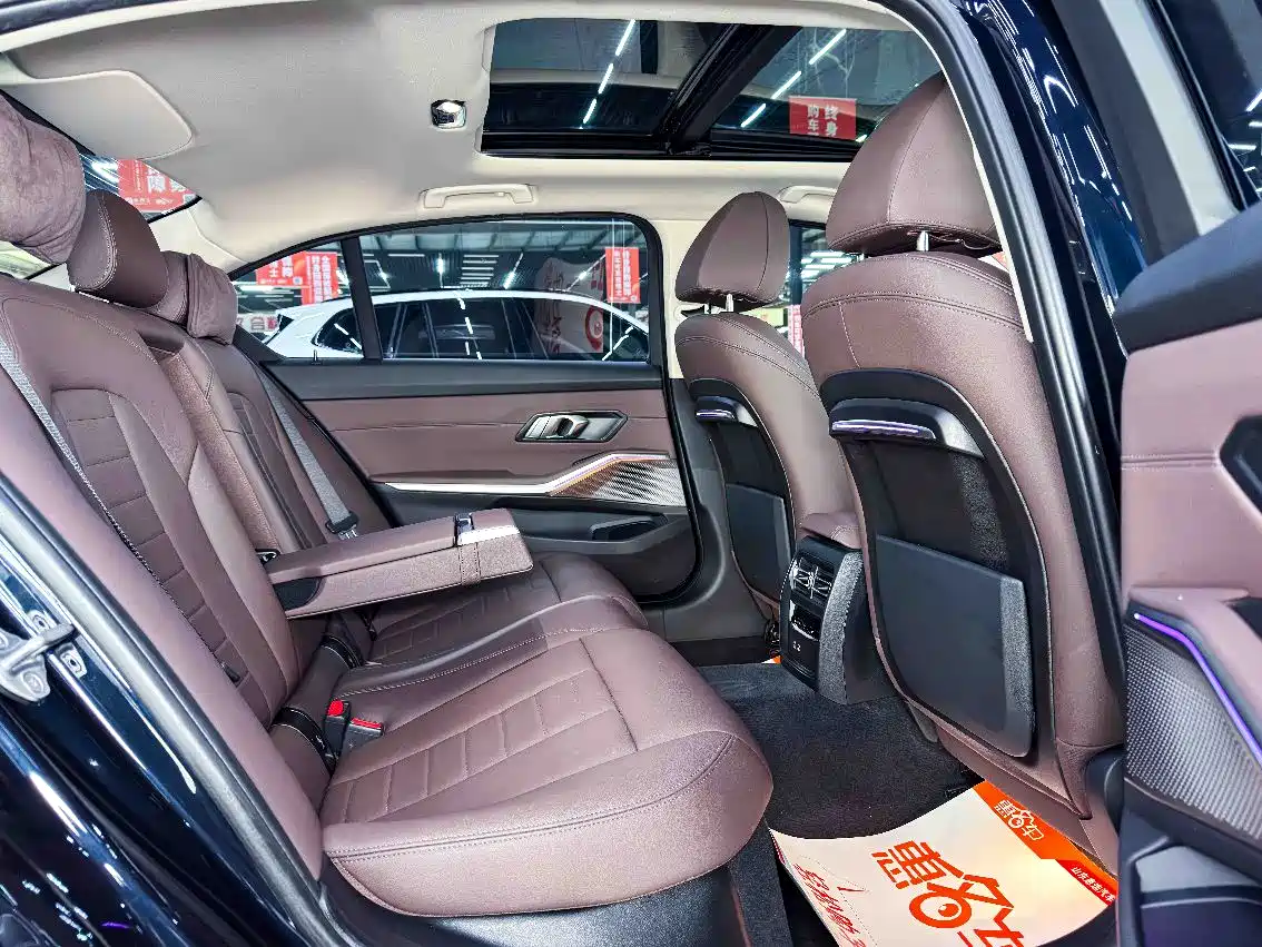 BMW 3 Series 2021 325Li M Sport Package фото 7